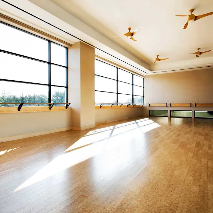 Equinox Paramus Picture 10