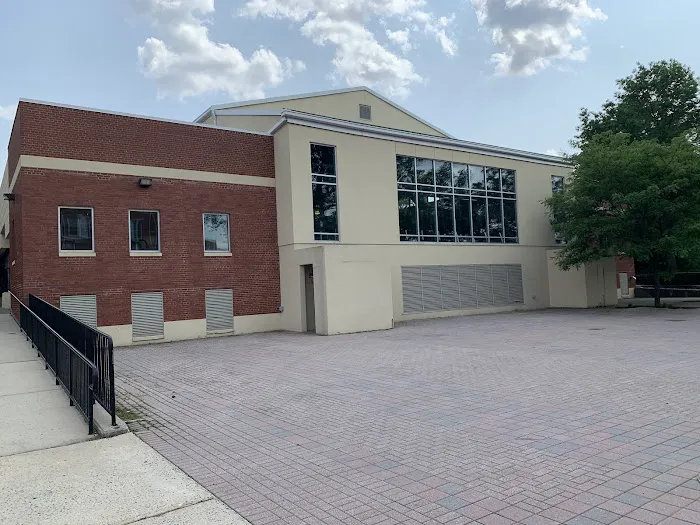 Fitness Center Picture 2