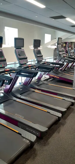 Planet Fitness Picture 5