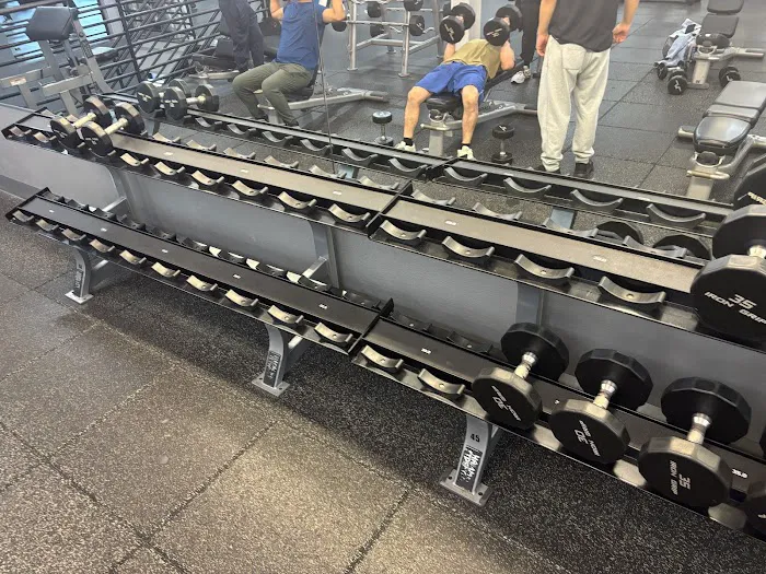Blink Fitness Sunset Park Picture 2