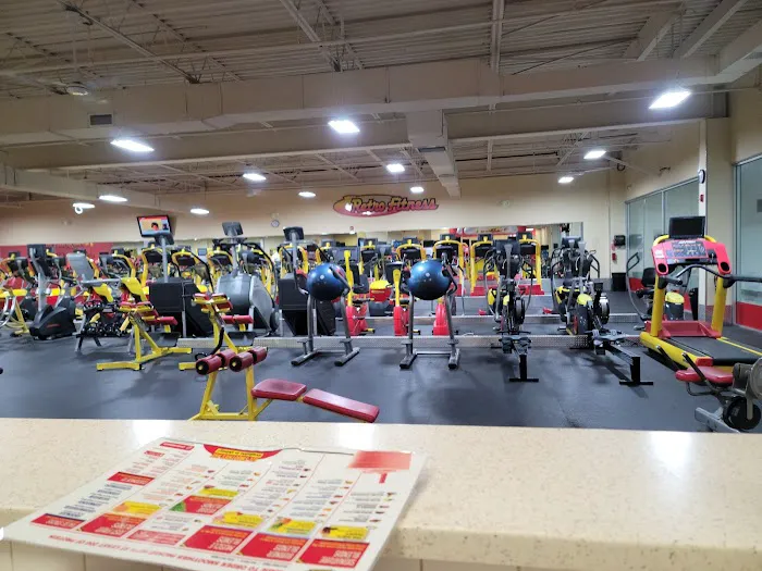 Retro Fitness Picture 9