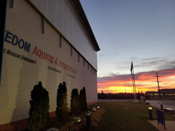 Freedom Aquatic & Fitness Center Picture 7