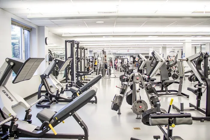 Freedom Aquatic & Fitness Center Picture 4
