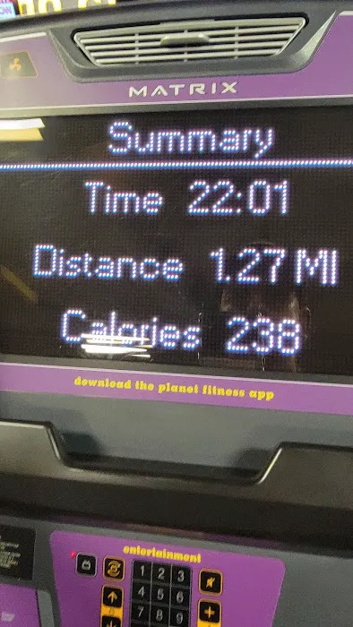 Planet Fitness Picture 6