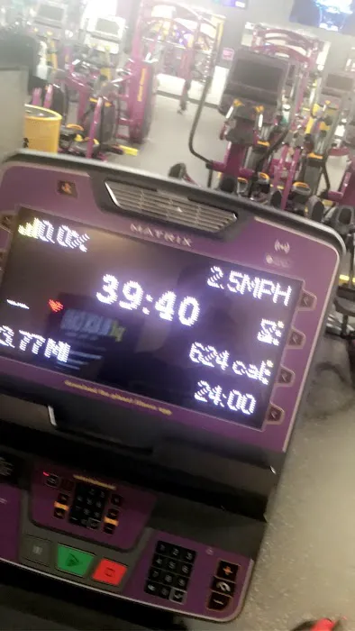 Planet Fitness Picture 5