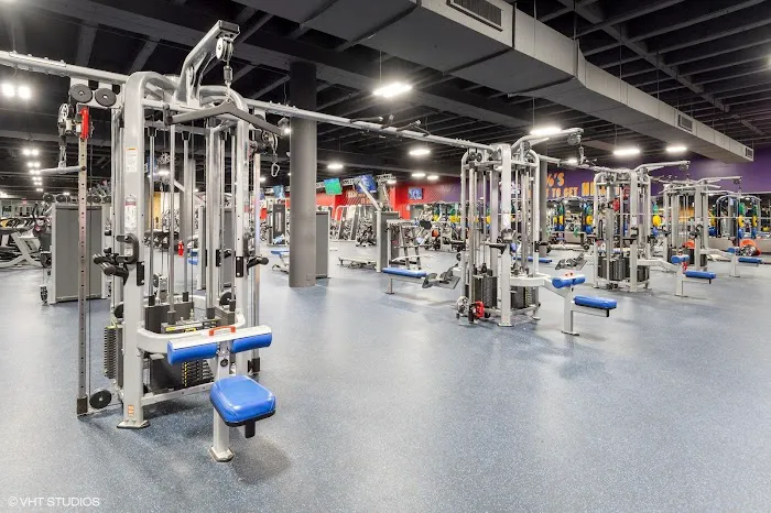 Crunch Fitness - McKnight Picture 9