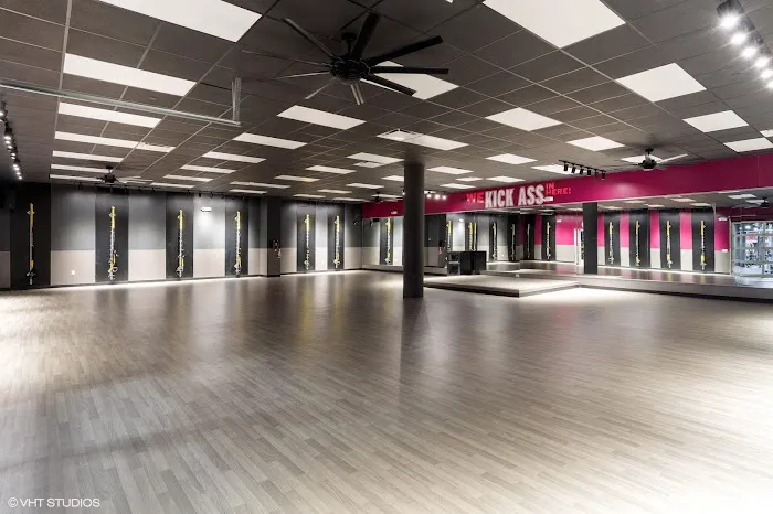 Crunch Fitness - McKnight Picture 6