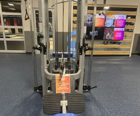 Crunch Fitness - McKnight