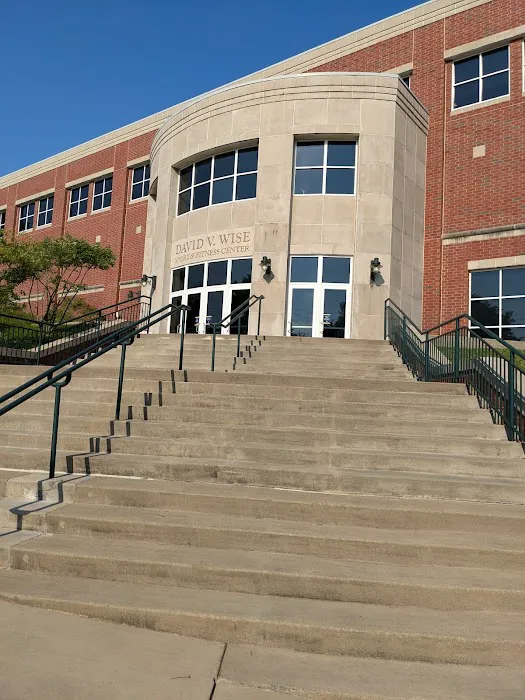 Wise Sport and Fitness Center Picture 2