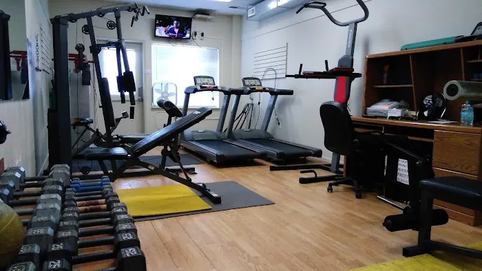 Zona's Fitness Center Picture 1