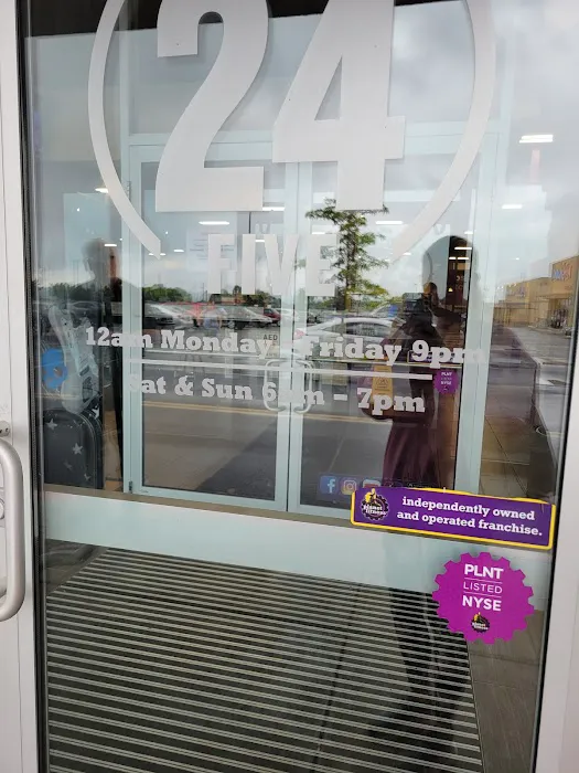 Planet Fitness Picture 4