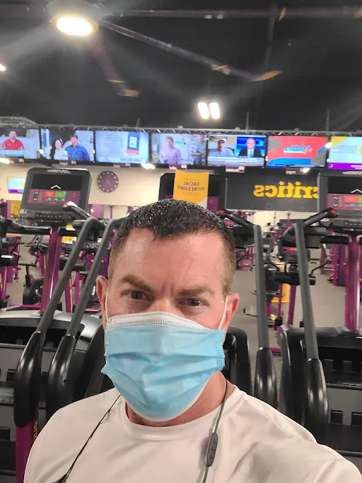 Planet Fitness Picture 2