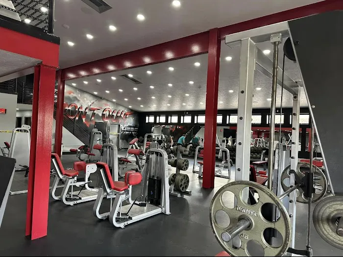 IRON FACTORY GYM Picture 6