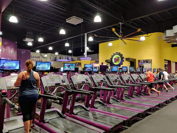 Planet Fitness Picture 5