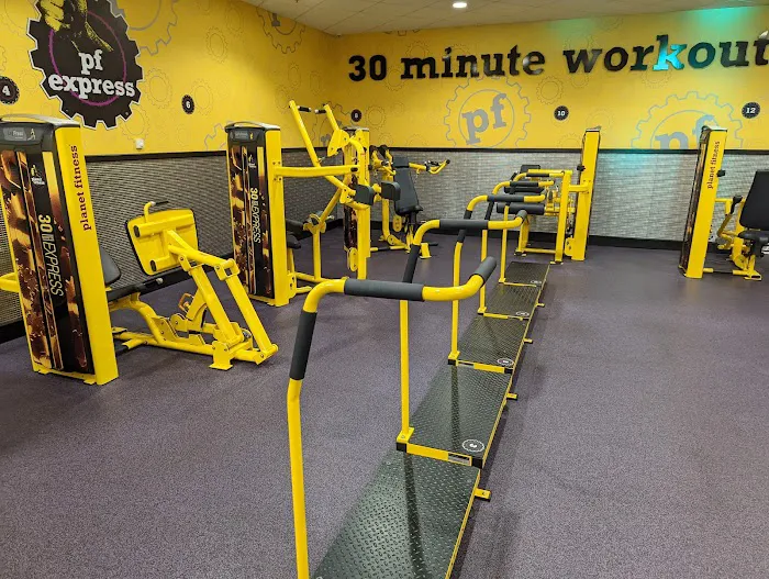 Planet Fitness Picture 5