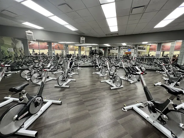 LA Fitness Picture 1