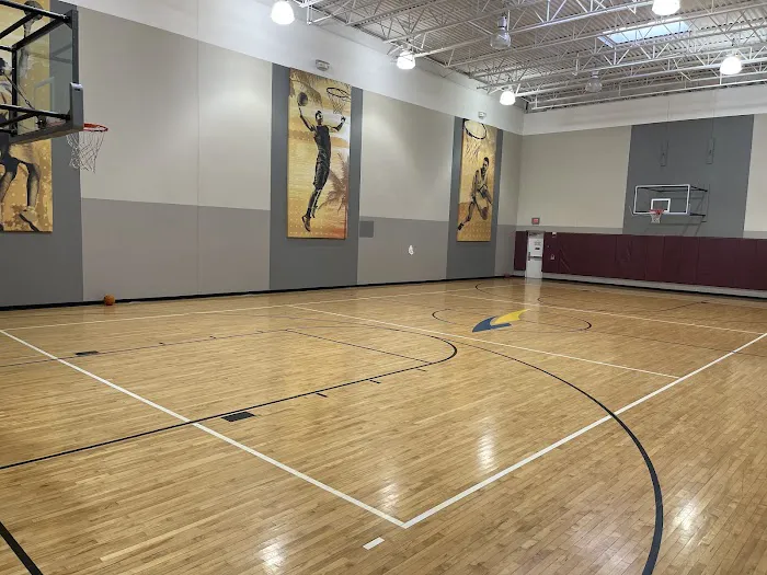LA Fitness Picture 9