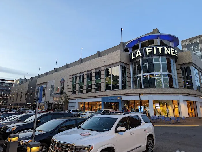 LA Fitness Picture 2