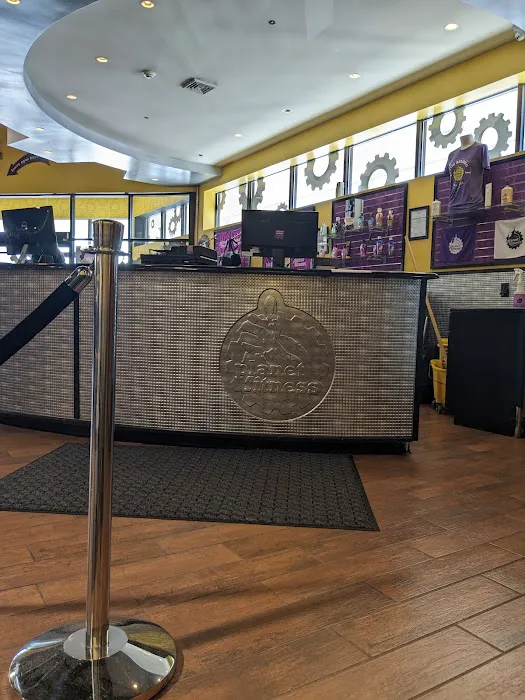 Planet Fitness Picture 6