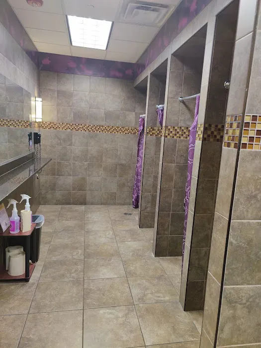 Planet Fitness Picture 2
