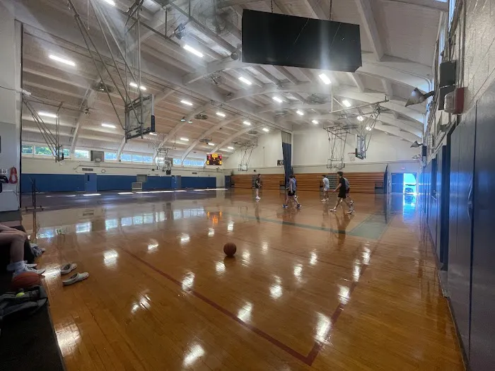 Yanity Gym Picture 2