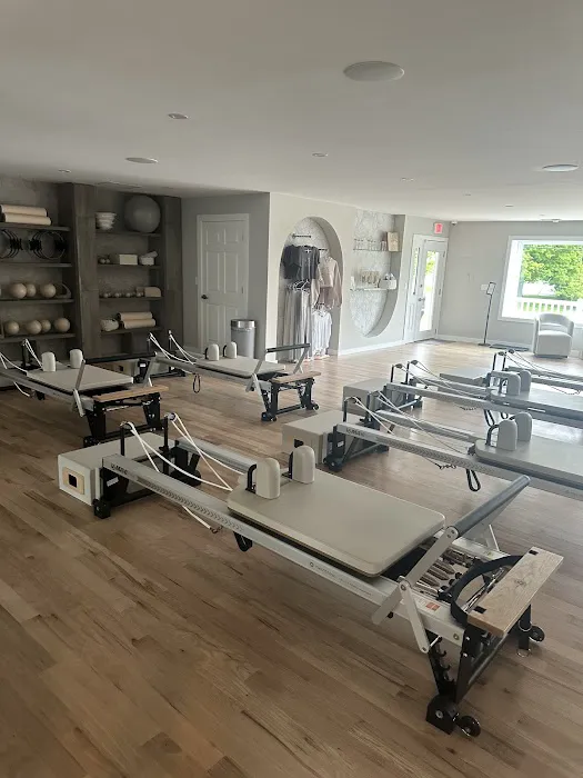 Core Luxe Pilates LLC Picture 6