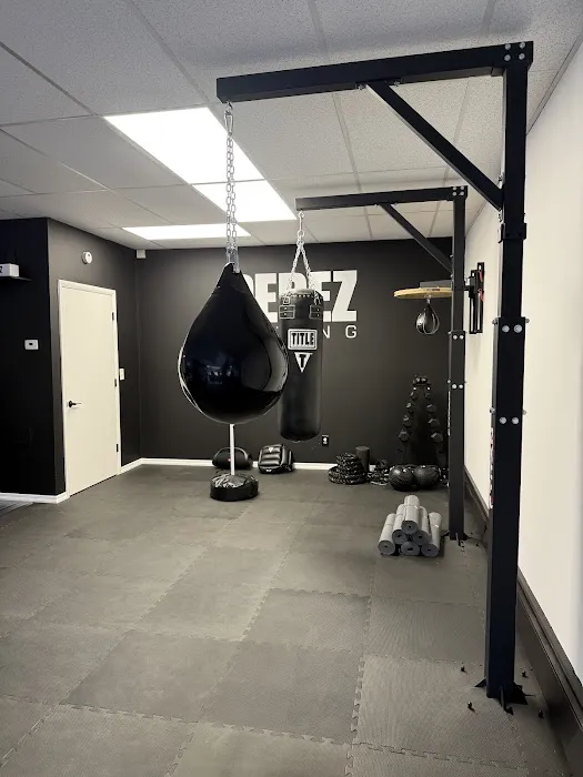 Perez Boxing Picture 6