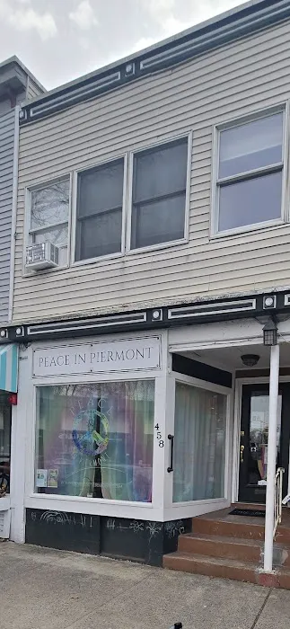 Peace in Piermont Picture 7