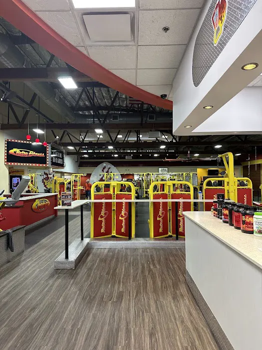 Retro Fitness Picture 3