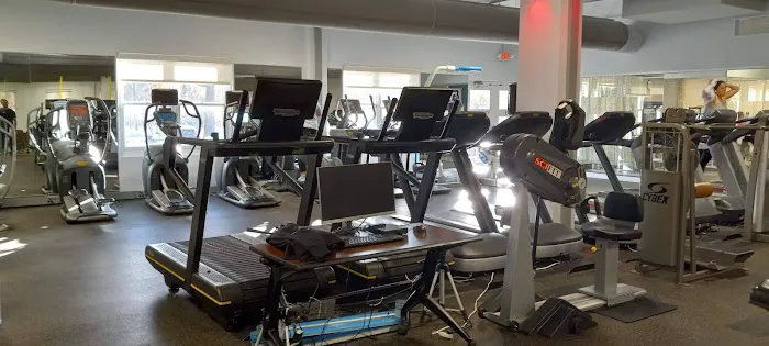 HNH Fitness | Fitness Center | Gym | Personal Training Picture 7