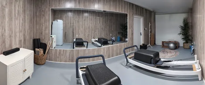 EM Pilates Studio Picture 3