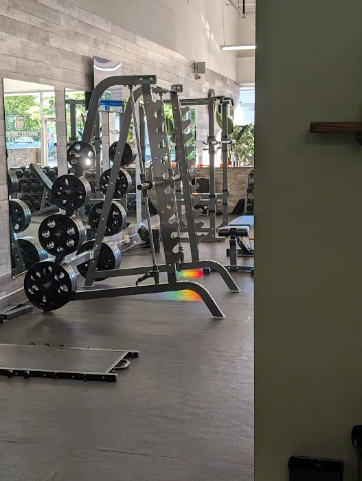 Premium Results Fitness Picture 4