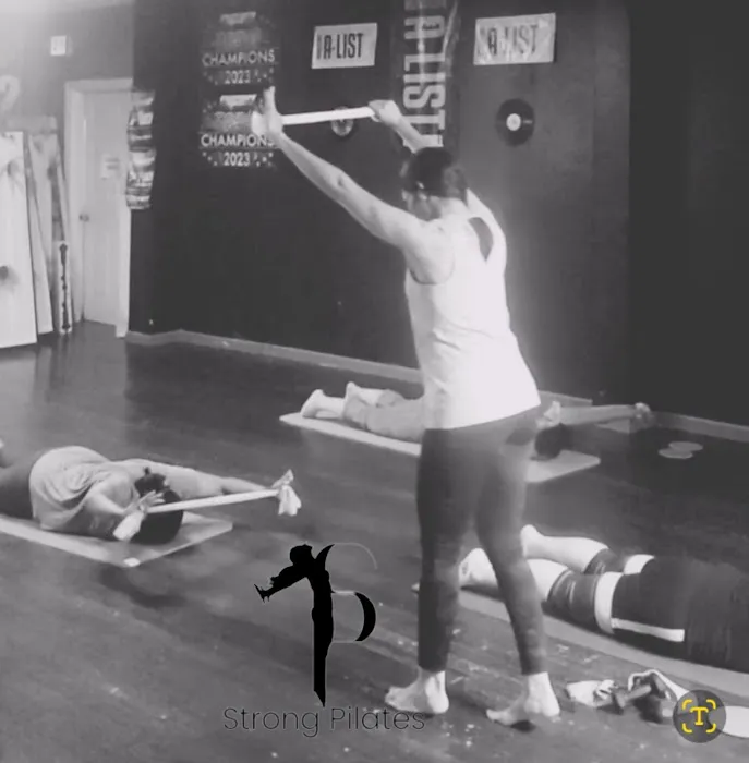 Mat Strong Pilates Picture 2