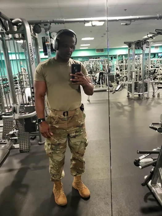 Ft Hamilton Gym Picture 8