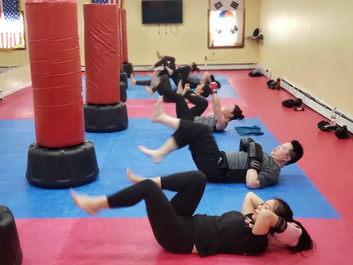 Lifefit Kickboxing Dyker Heights Picture 4