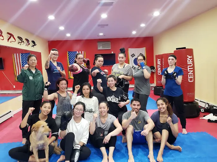 Lifefit Kickboxing Dyker Heights Picture 2