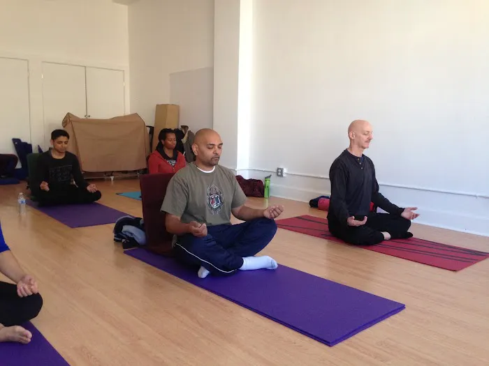 Art of Living : Meditation and Yoga Studio Picture 2