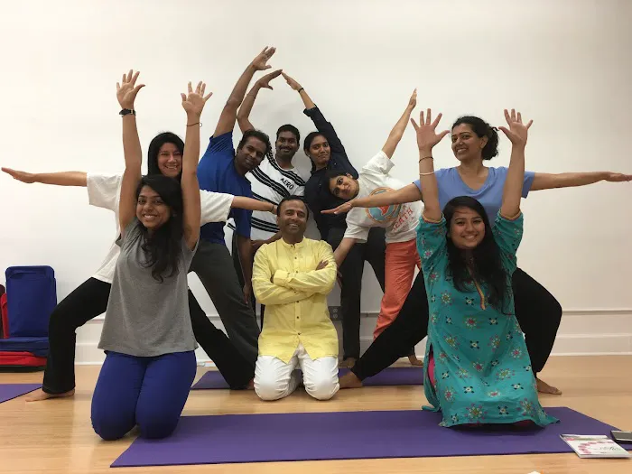 Art of Living : Meditation and Yoga Studio Picture 10