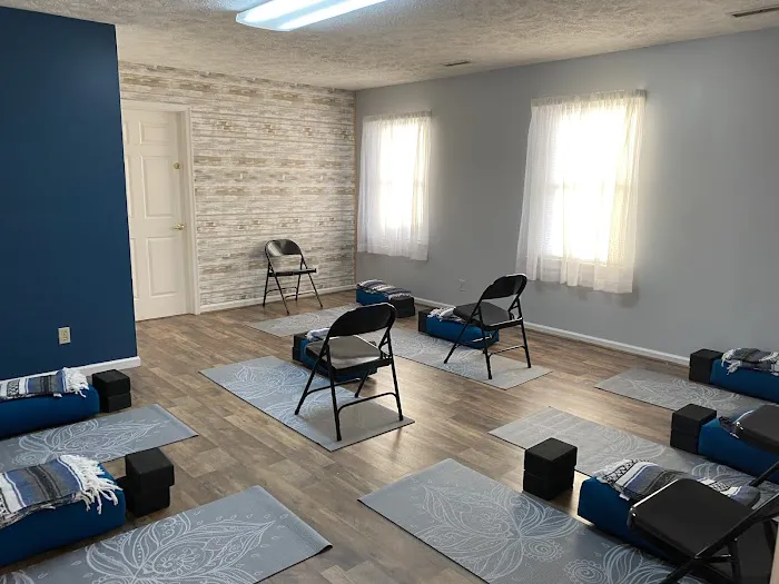 Lake Yoga and Wellness LLC Picture 2