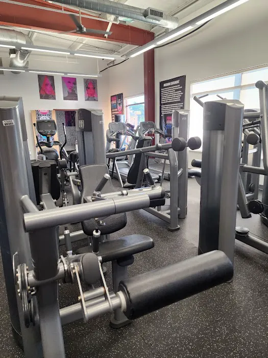 Phoenix Fitness Gym Picture 3