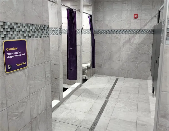 Planet Fitness Picture 4
