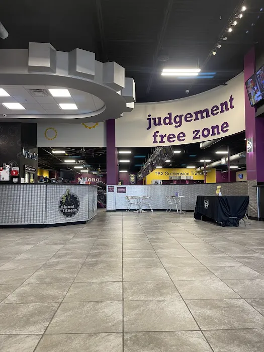 Planet Fitness Picture 10