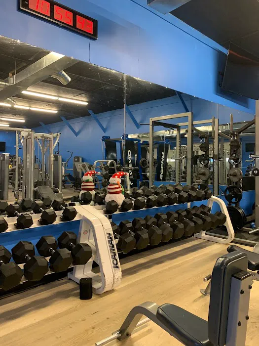 Urban Fitness 24/7 Picture 10