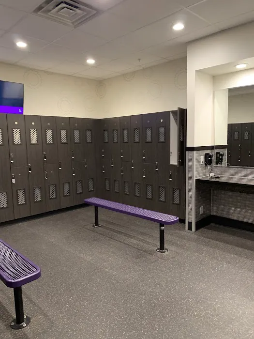 Planet Fitness Picture 8