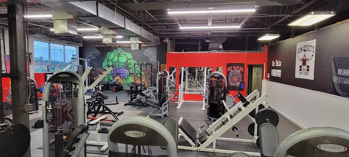 Strength Warehouse Gym Picture 6