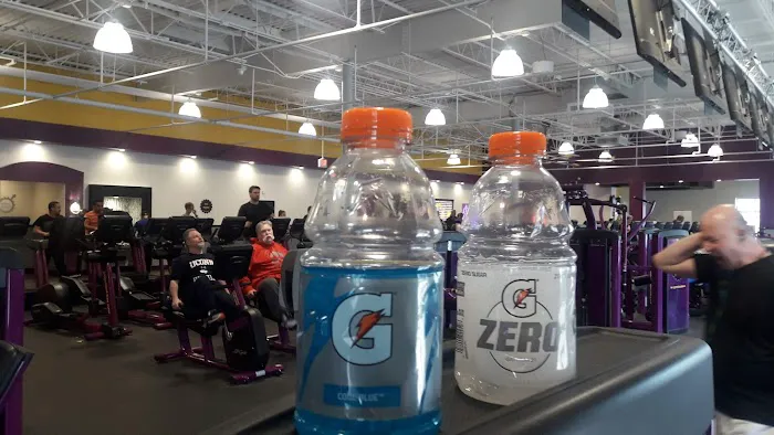 Planet Fitness Picture 9
