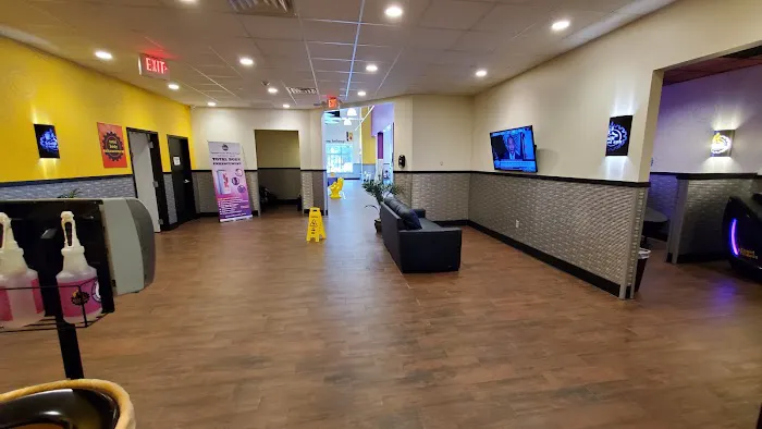 Planet Fitness Picture 2