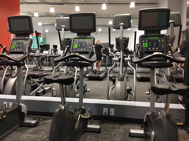 CLUB 24 CONCEPT GYMS Picture 8