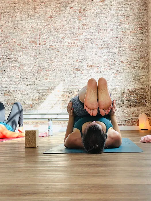 Yoga Love NY Picture 3