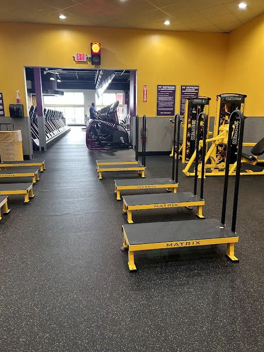 Planet Fitness Picture 2